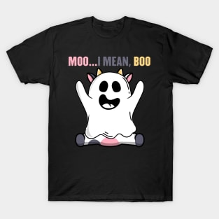 cow cow ghost Halloween Moo I Mean Boo cow halloween costume T-Shirt